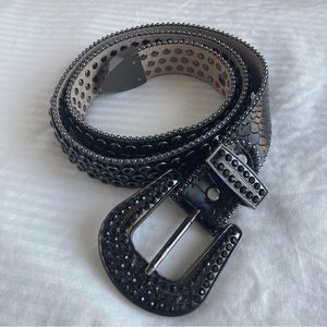 DNA couture Men’s Black Rhinestone Size Small Belt